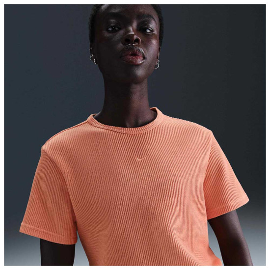 Nike Γυναικεία κοντομάνικη μπλούζα Sportswear Chill Waffle Tee Nike Γυναικεία κοντομάνικη μπλούζα Sportswear Chill Waffle Tee